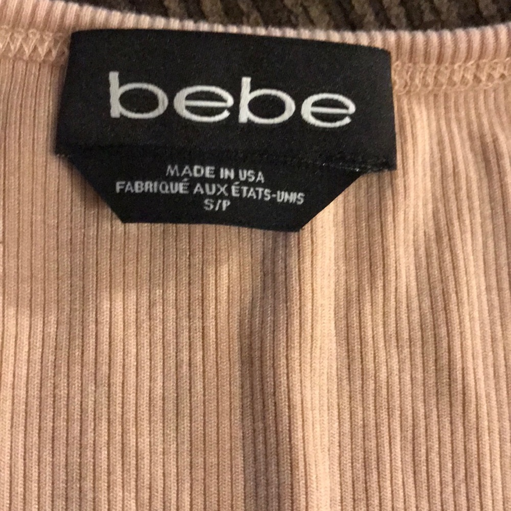 Bebe cut off shoulders shirt - Picture 3 of 5